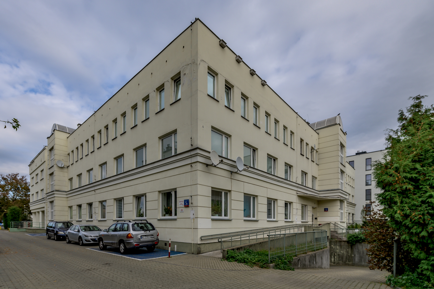 Zdjęcie architektury budynku Siedziba Zakładu Gospodarowania Nieruchomościami w Dzielnicy Śródmieście